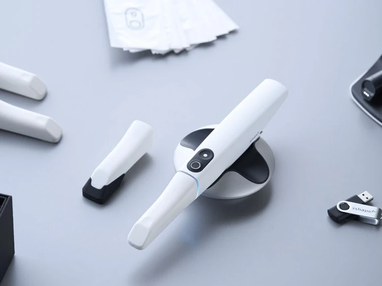 Intra-oral scanner at Origin Dental Implant Studio